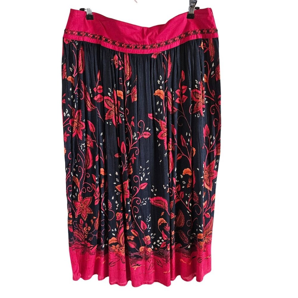 R-Q-T Woman SZ 12 Maxi Skirt Rayon Texture Floral Red Embroidered Yoke Bohemian